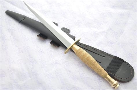 Plain Steel Blade in presentation box 210. . Genuine fairbairn sykes commando knife